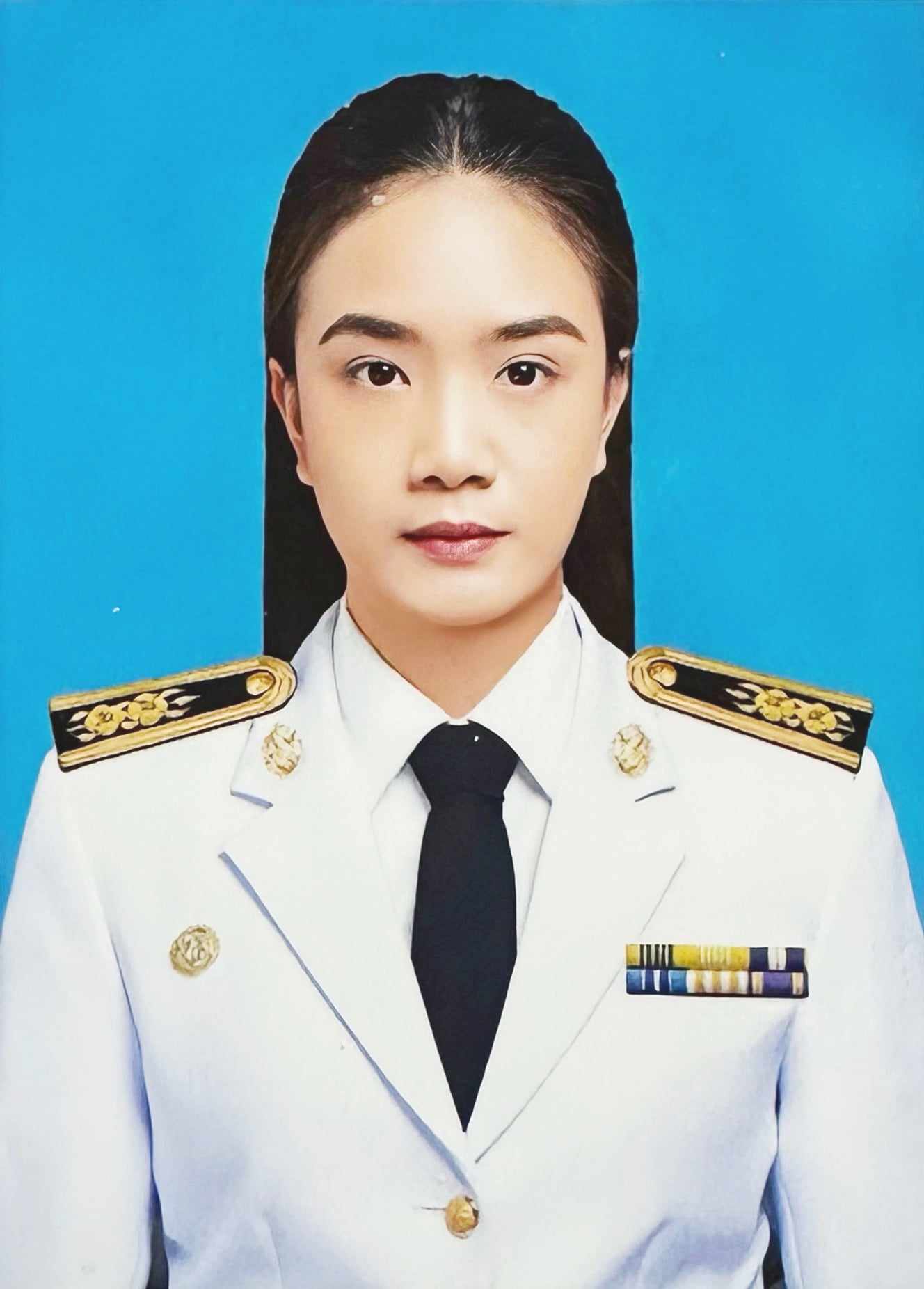 นางสาวธีรนุช เดชา