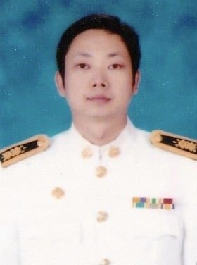 นายบรรณศาสตร์ สุขตระกูล